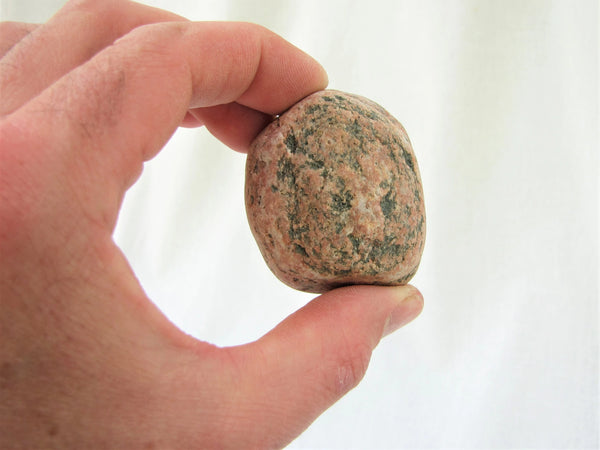 River Rock - Natural Beach Stones - Weathered Round Rocks
